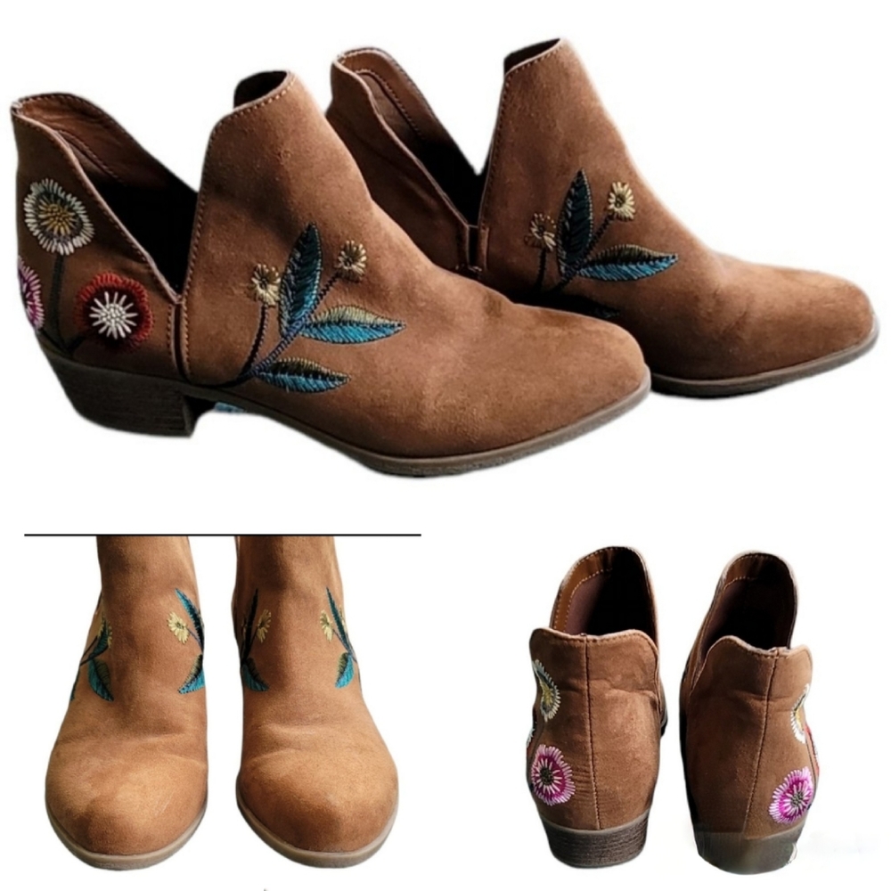 Floral Booties Tan Size 6.5  EUC